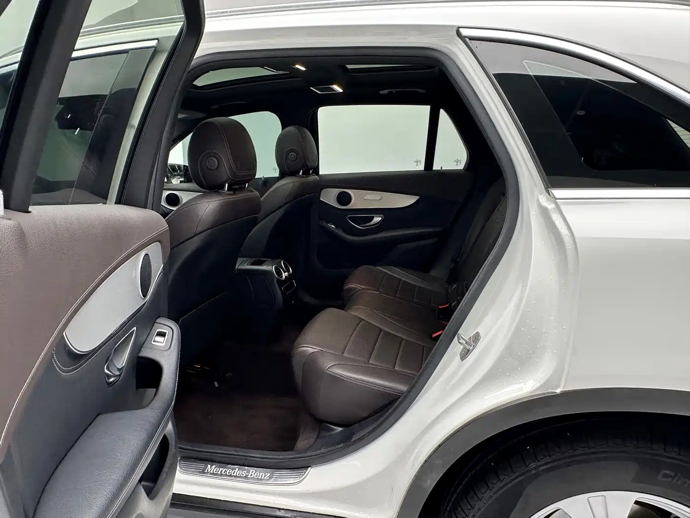 Mercedes-Benz GLC 2020 Facelift GLC 260 L 4MATIC Dynamic фото 8