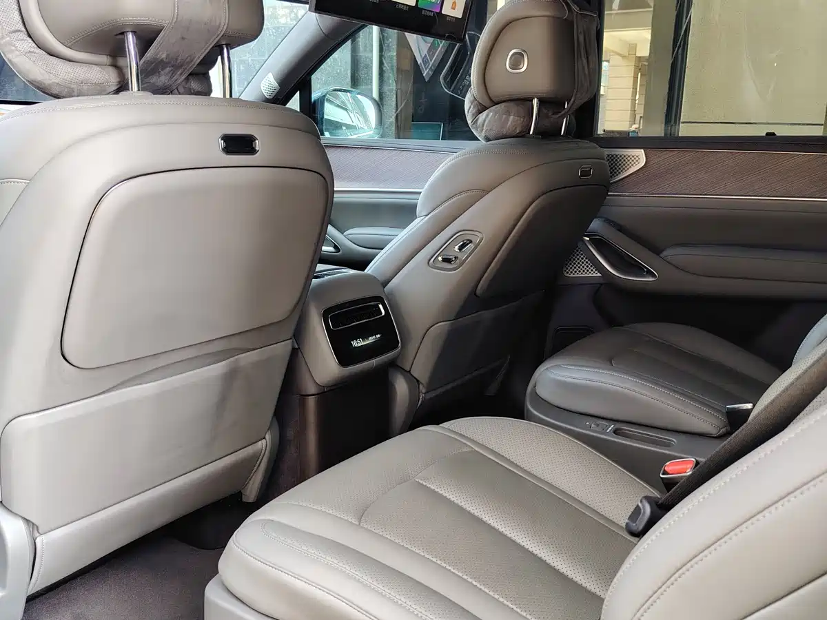 Denza N9 2025 2025 Model Prestige Edition
