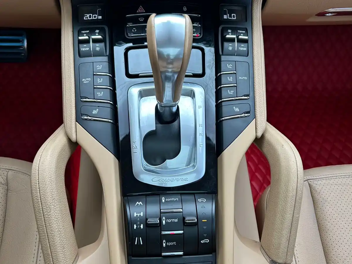Porsche Cayenne 2011 Cayenne S 4.8L фото 10
