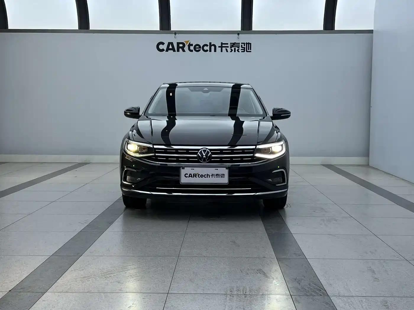Volkswagen Bora 2023 280TSI DSG Prestige Edition фото 6