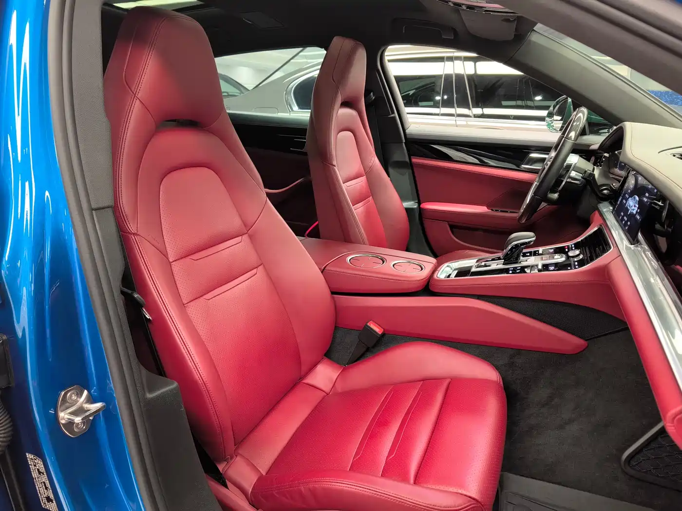 Porsche Panamera 2017 Panamera Executive Long Wheelbase 3.0T фото 20
