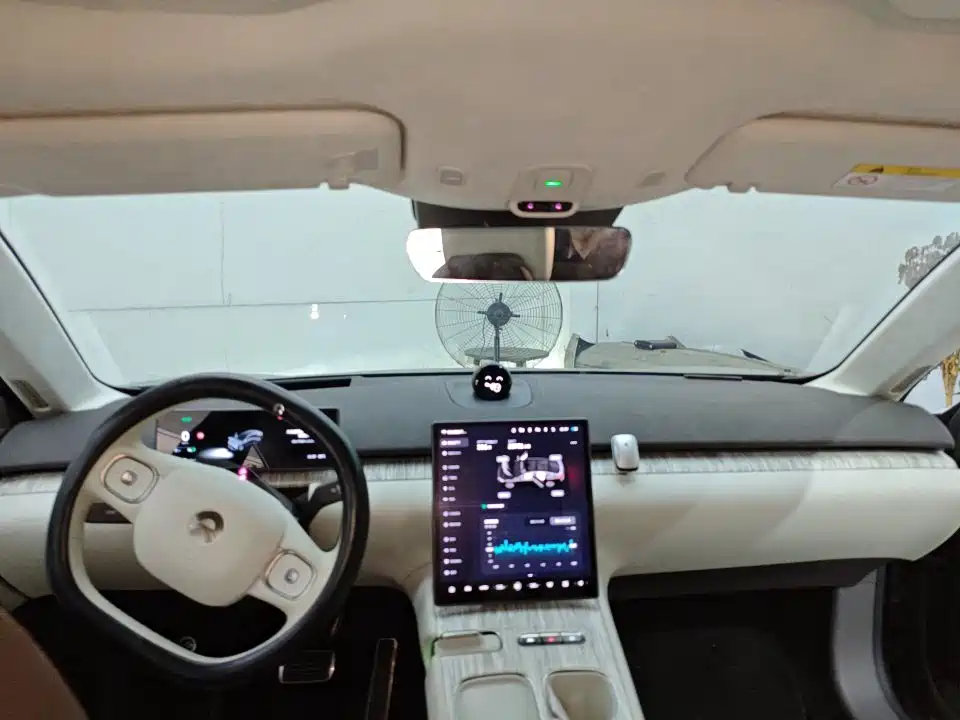 NIO ET7 2024 2024 75kWh Executive Edition