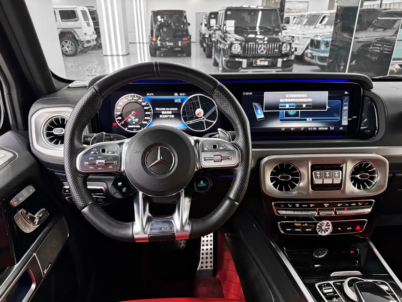 Mercedes-Benz G-Class AMG 2022 AMG G 63 фото 13