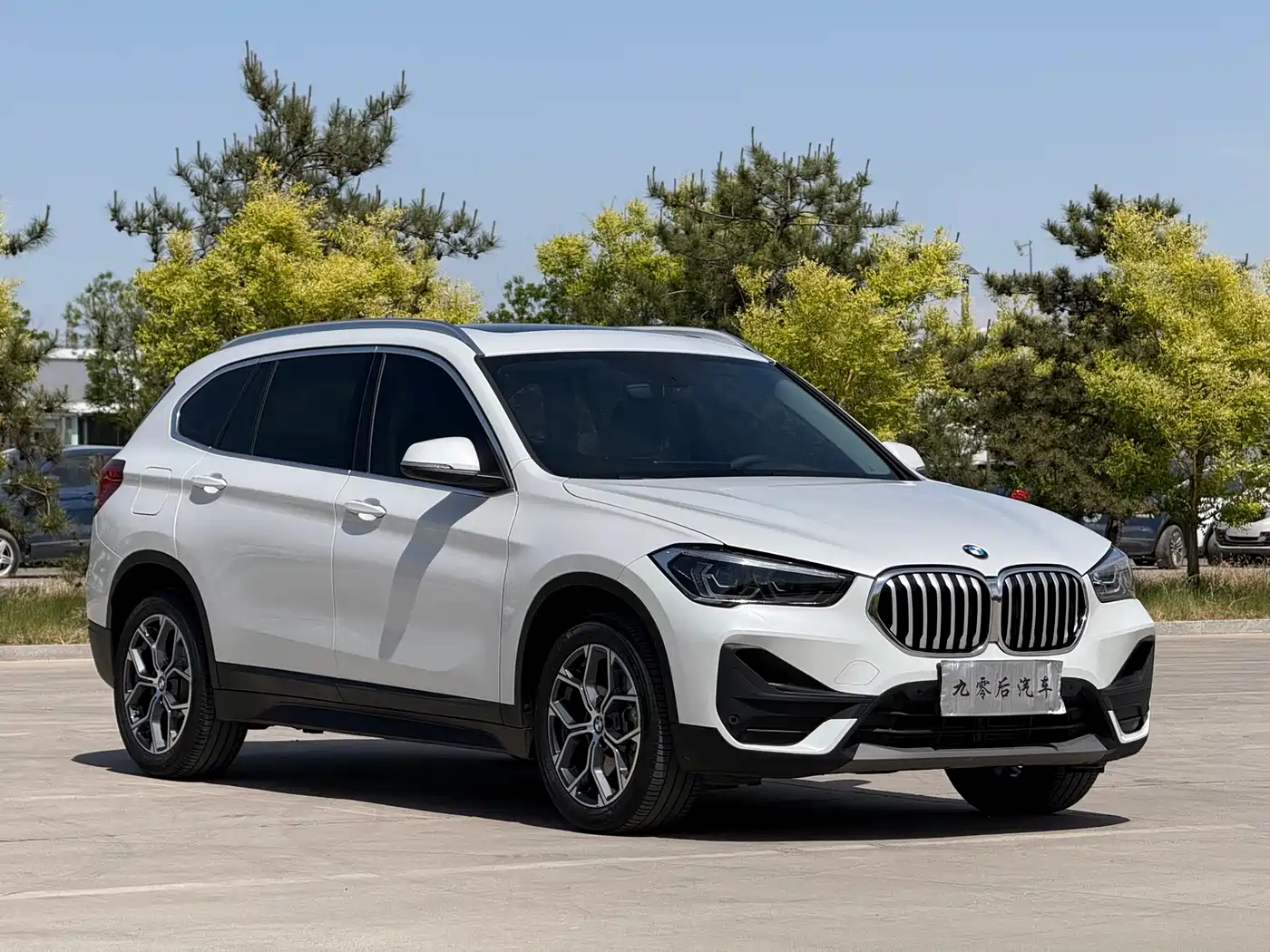 BMW X1 2022 sDrive25Li Leading фото 3