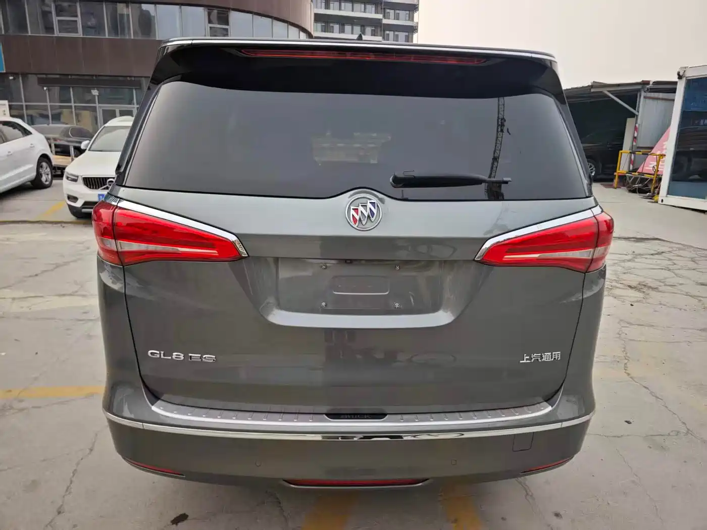 Buick GL8 2017 ES 28T Luxury China V фото 3