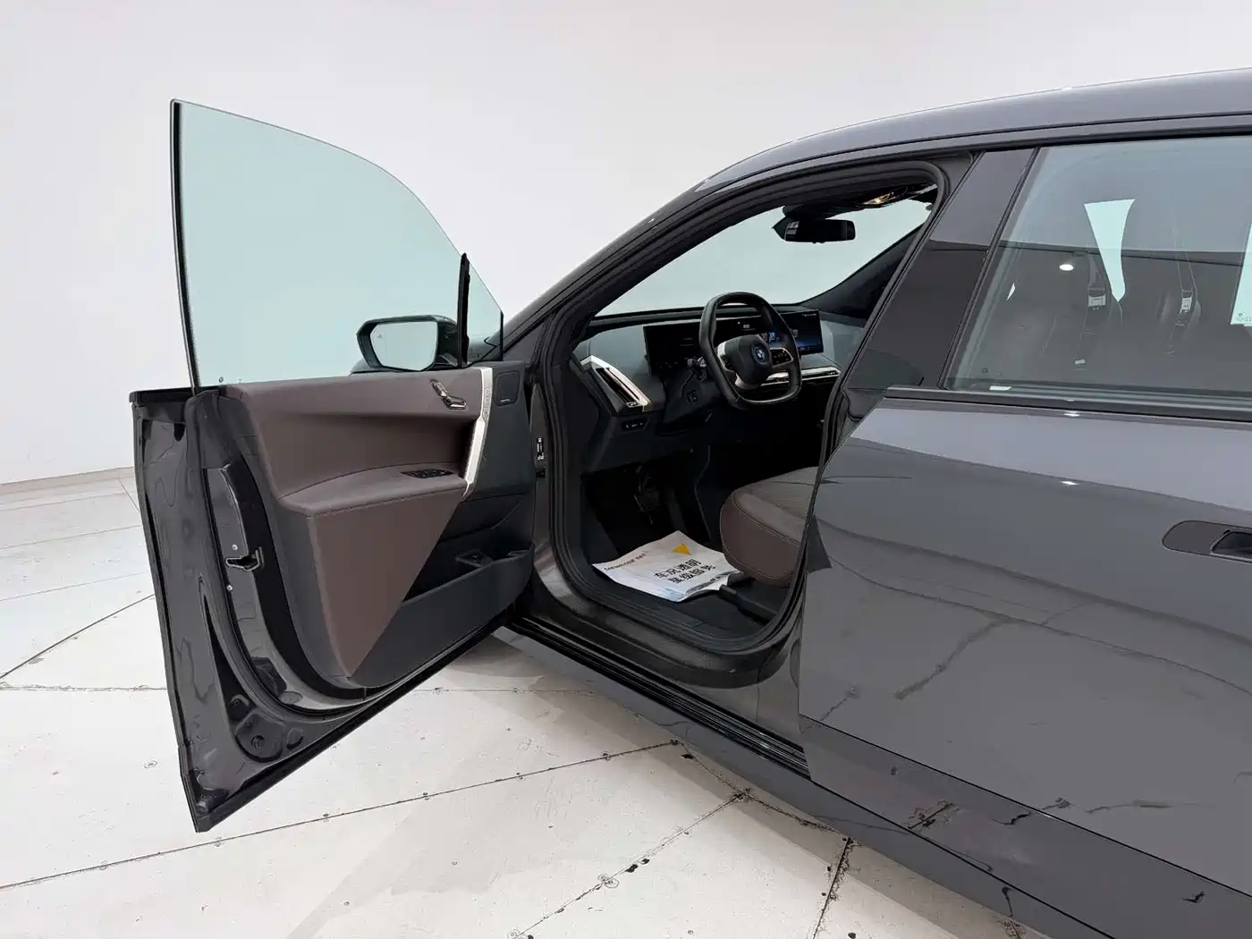 BMW iX 2022 xDrive40 фото 12
