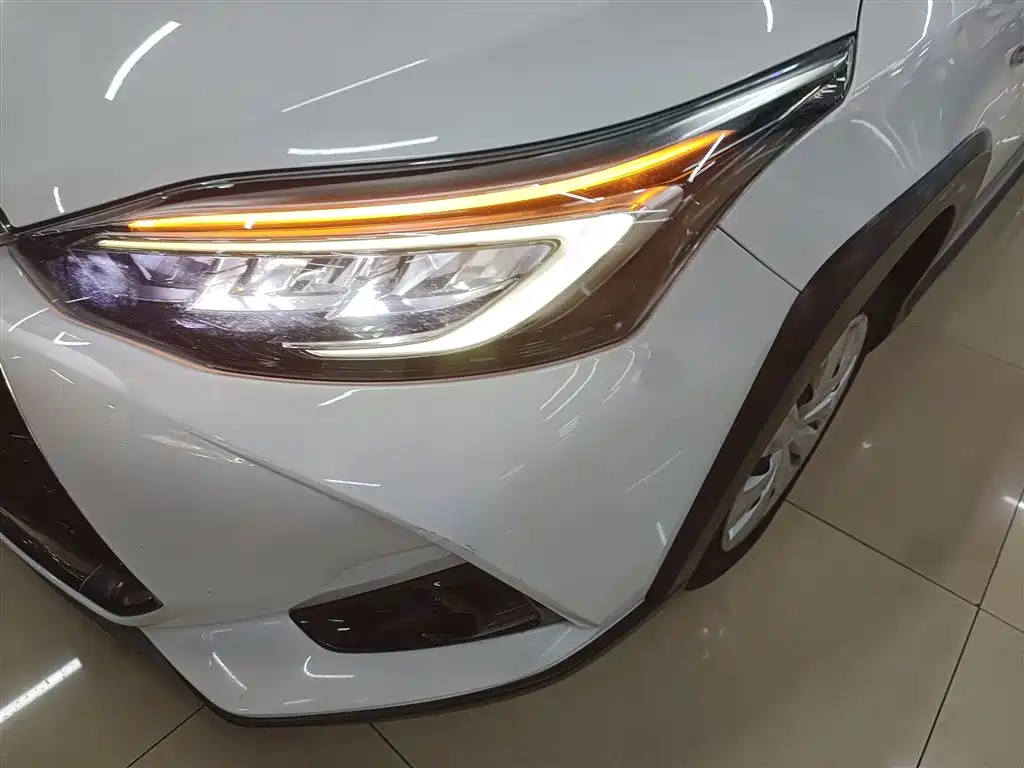 Toyota YARiS L Zhi Xuan 2022 Zhi Xuan X 1.5L CVT Leading PLUS Edition фото 3