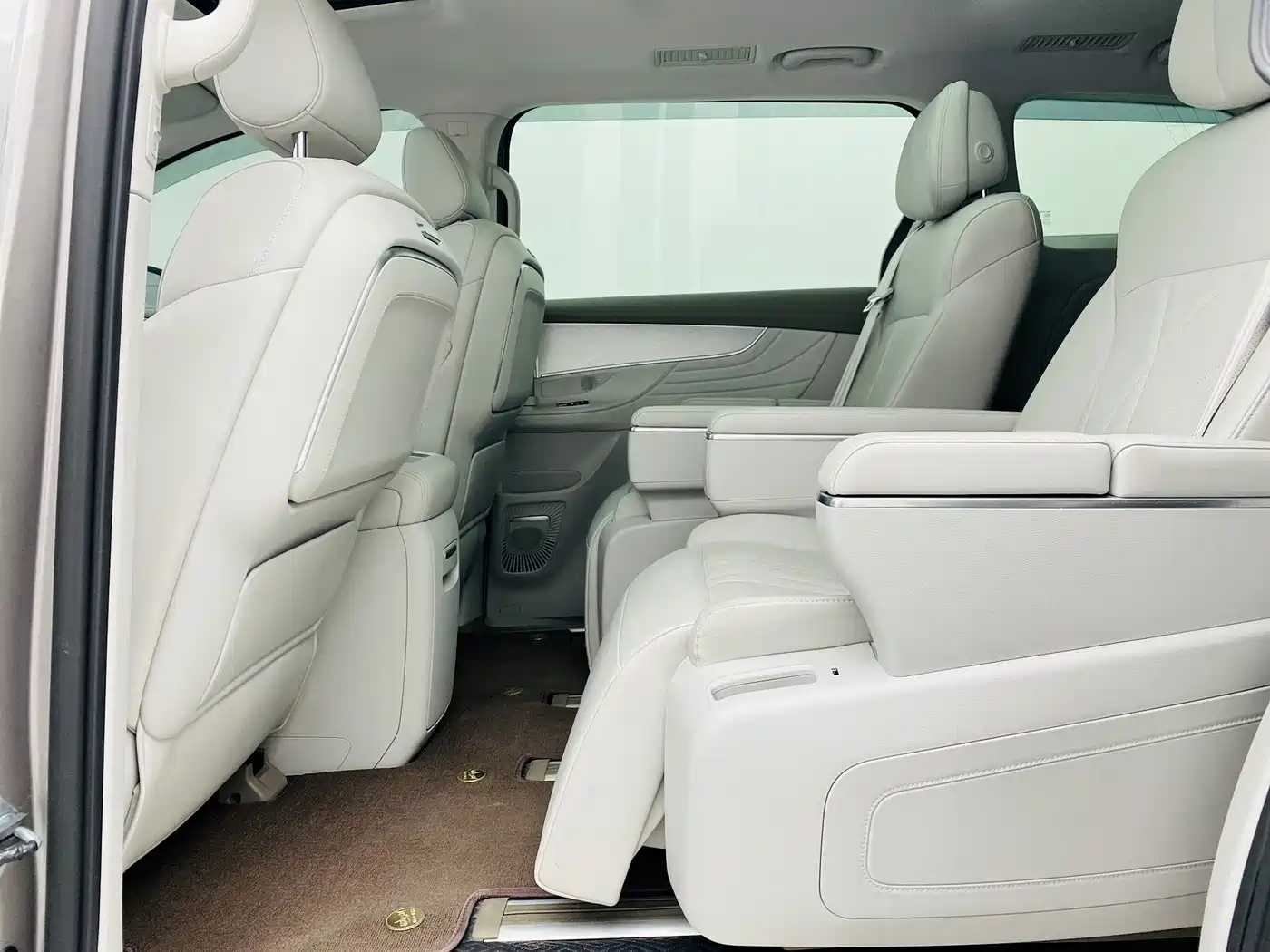 ROEWE IMAX8 NEW ENERGY