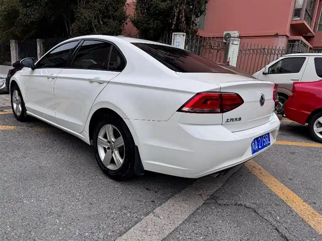 Volkswagen Lamando 2018 230TSI DSG Trend Edition фото 4