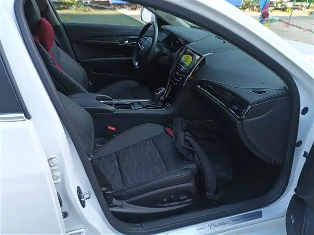 Cadillac ATS-L 2017 28T Technology фото 25