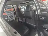 Фото 12 - Geely Vision X3