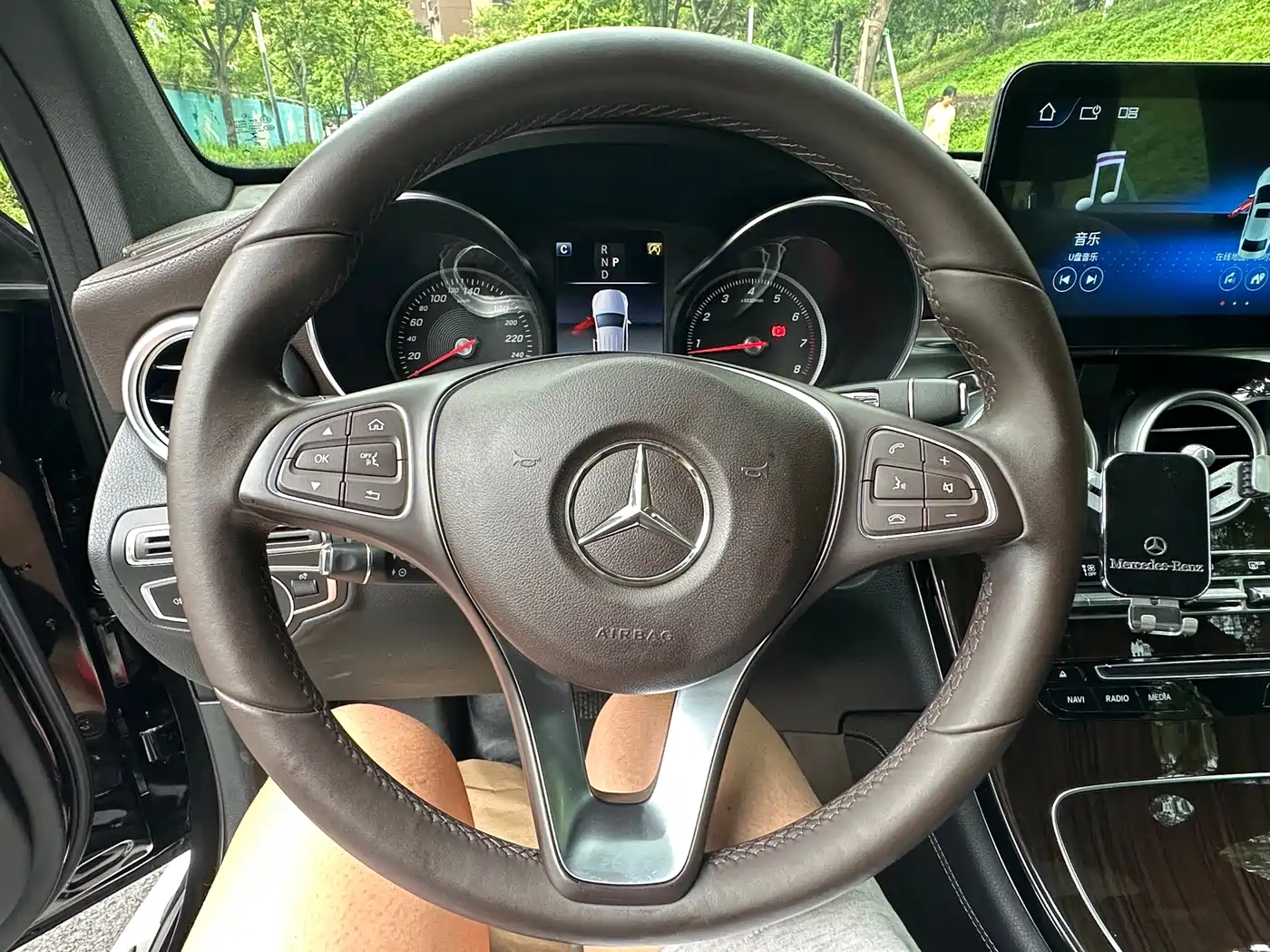 Mercedes-Benz GLC 2019 GLC 260 4MATIC Dynamic фото 5