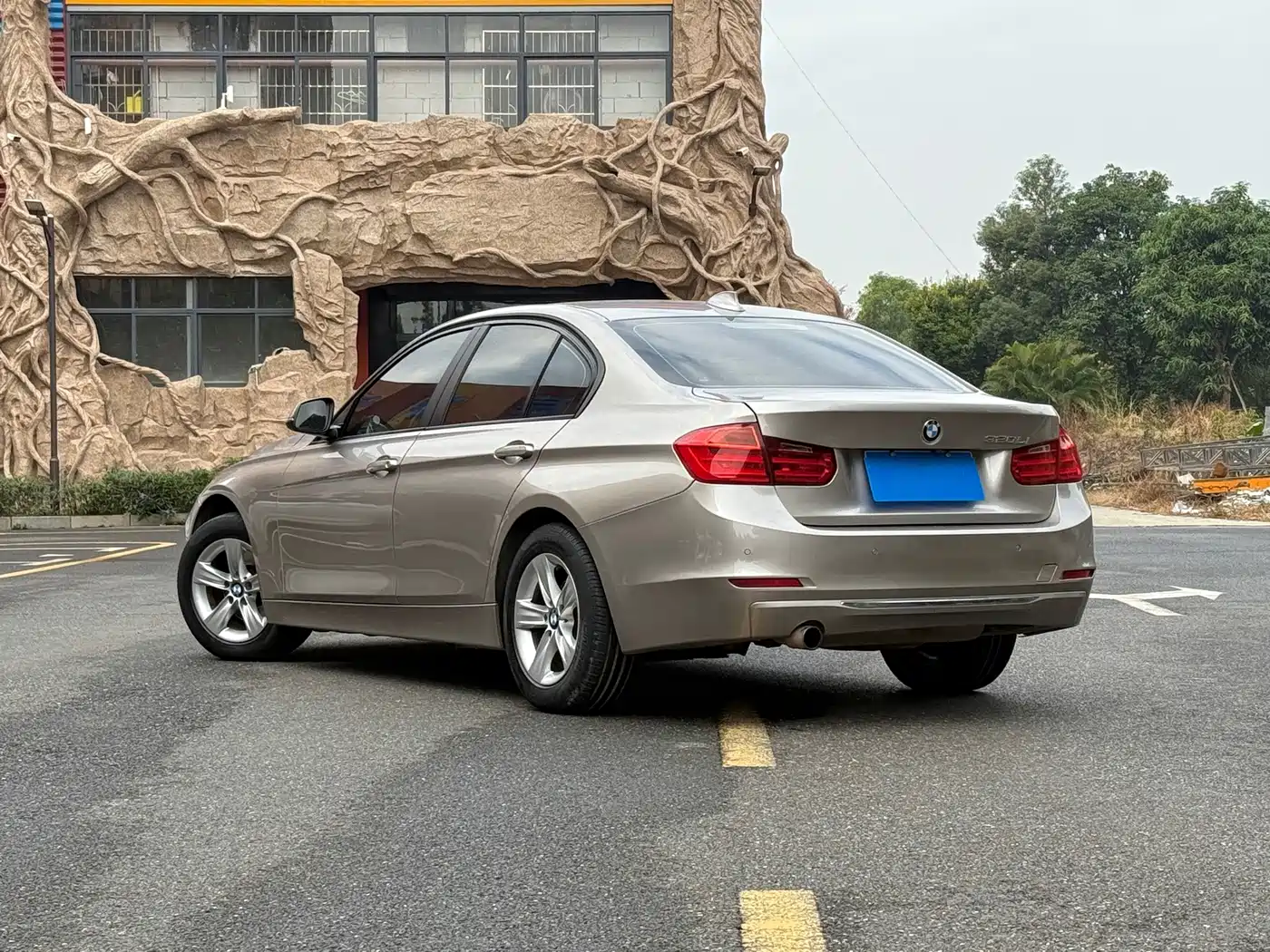 Фото 3 - BMW 3 Series