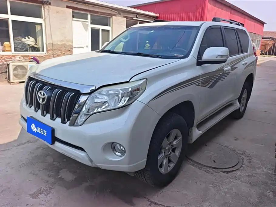 TOYOTA PRADO
