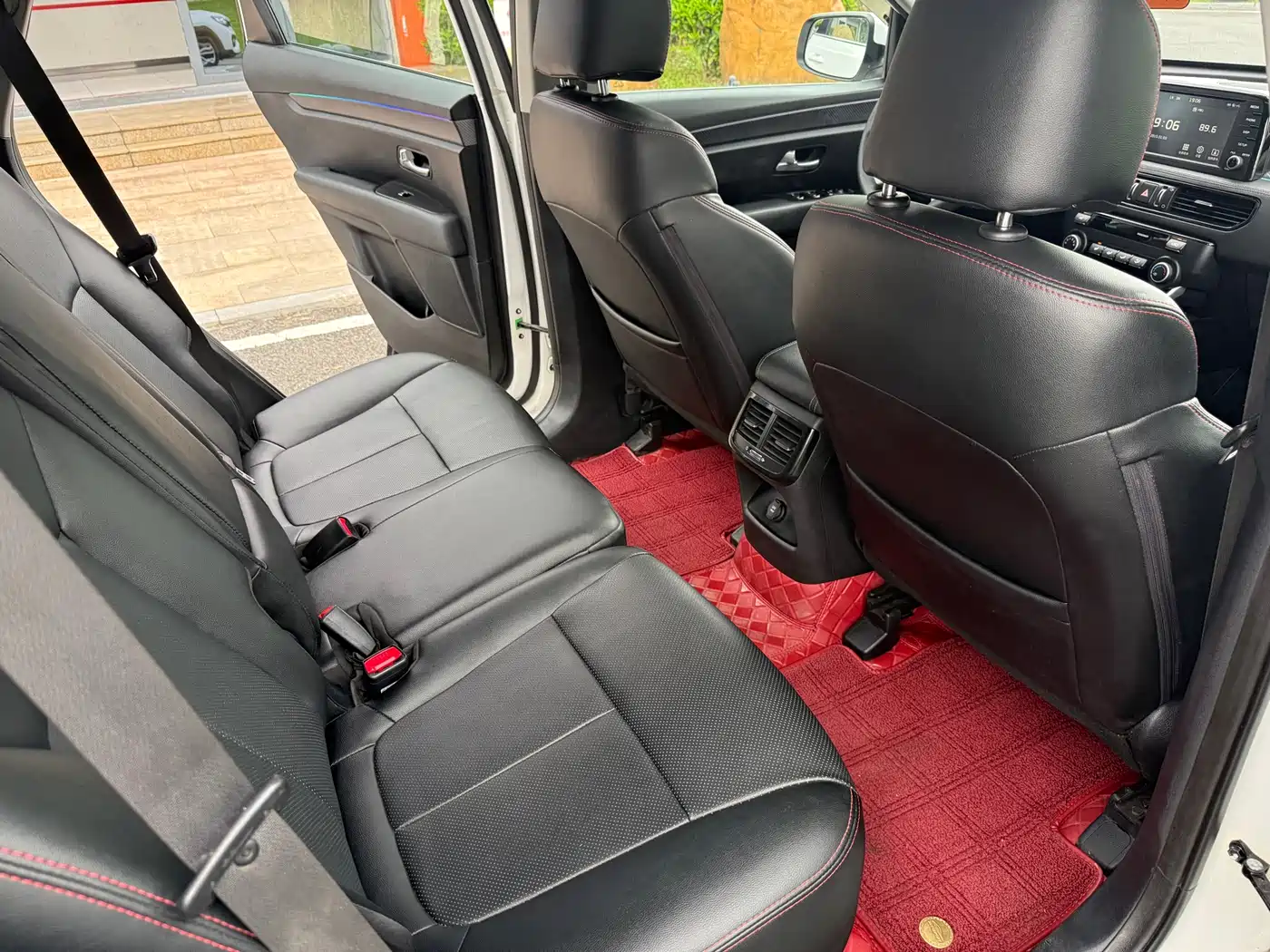 Kia KX7 2018 2017 2.0L Automatic 2WD GL 5-Seater