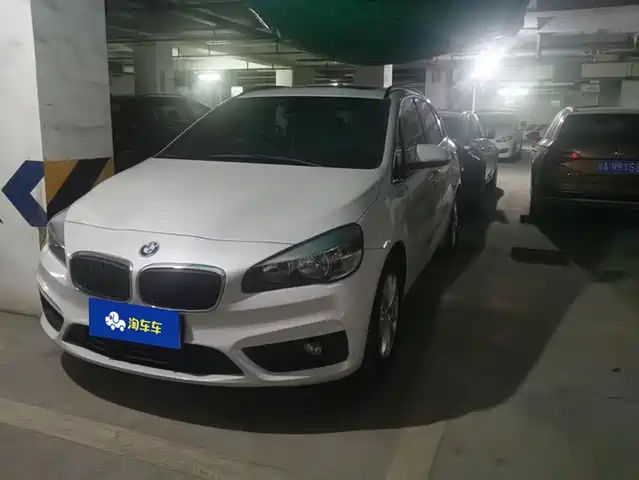 BMW 2 SERIES STATION WAGON