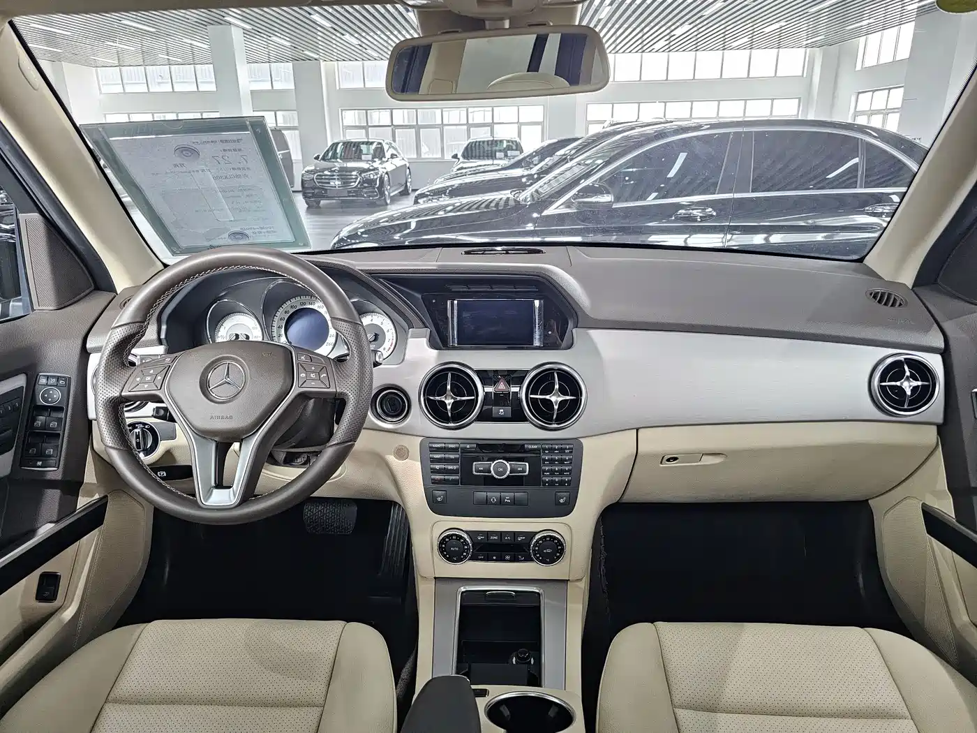 Mercedes-Benz GLK-Class 2013 Facelift GLK 300 4MATIC Fashion фото 11