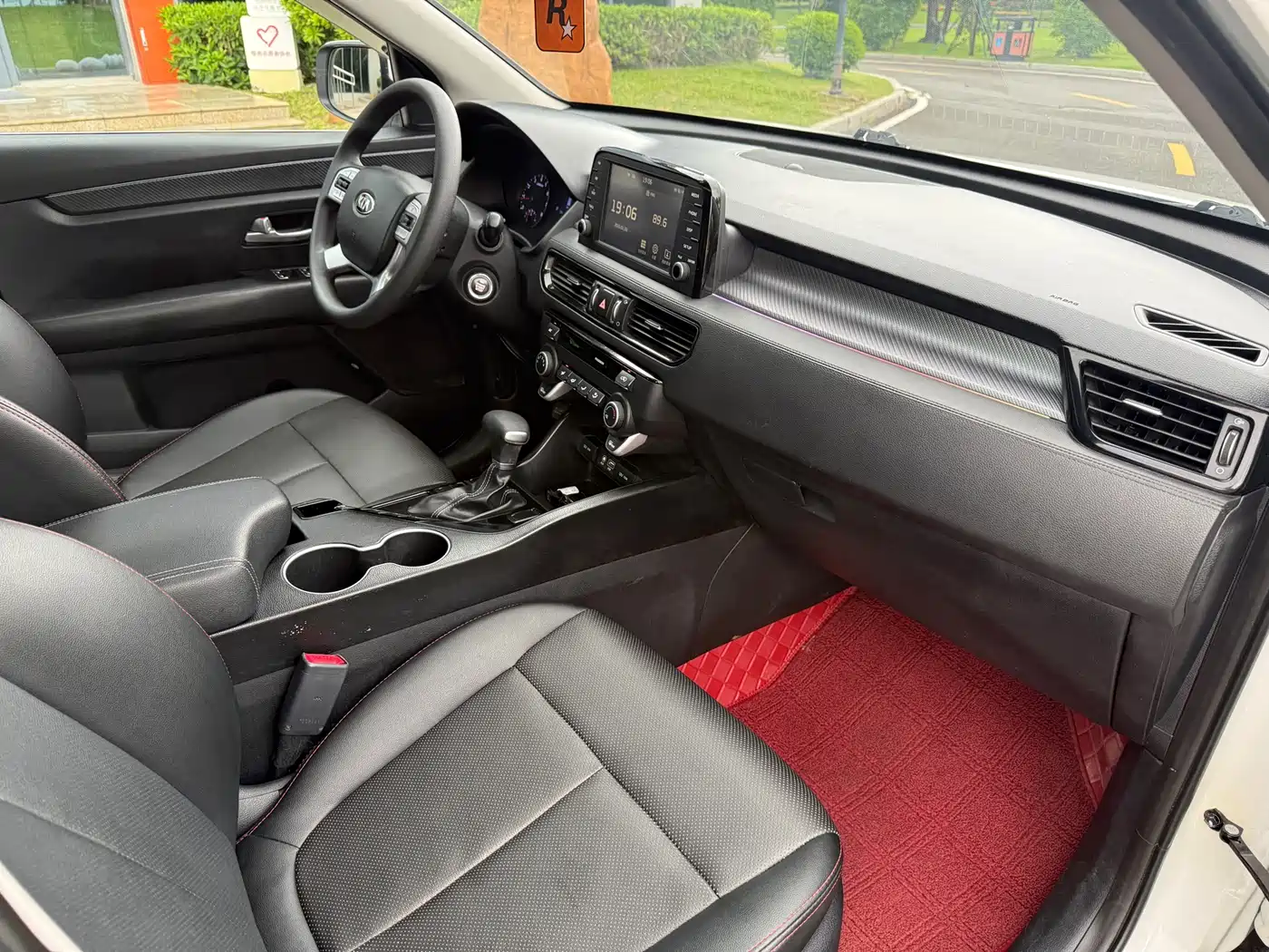 Kia KX7 2018 2017 2.0L Automatic 2WD GL 5-Seater