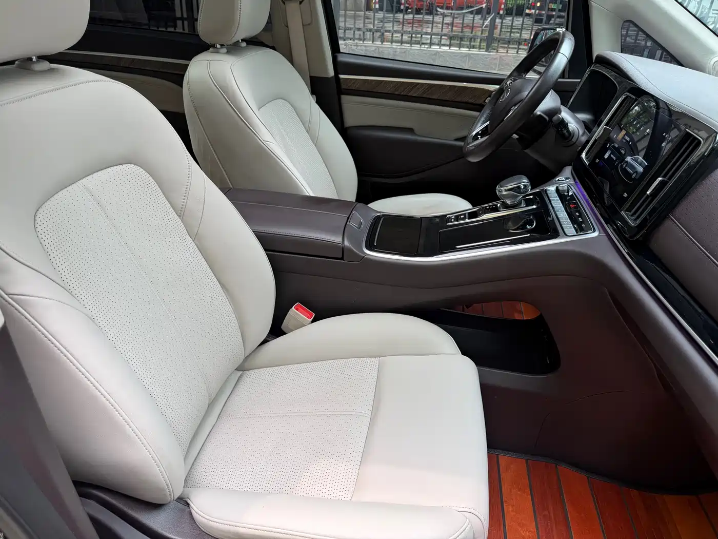 GAC Trumpchi Trumpchi M8 2021 Leading Show Series 390T Prestige Edition фото 18