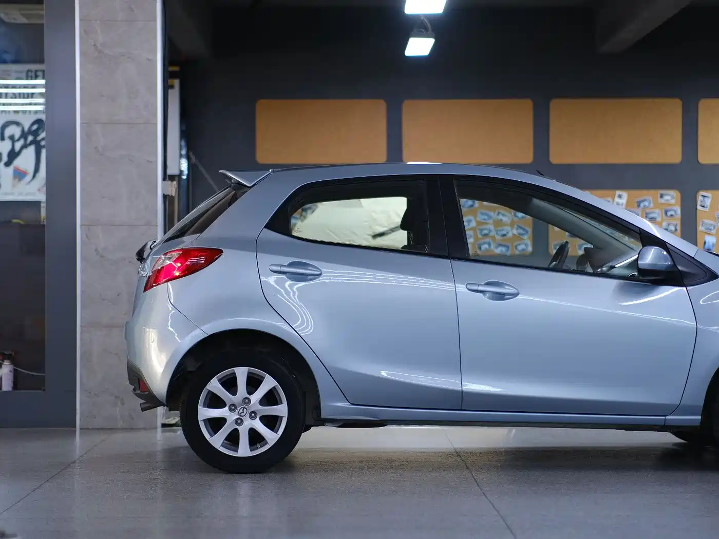 Mazda 2 2011 2011 Xuan Dong 1.5L Auto Luxury Edition