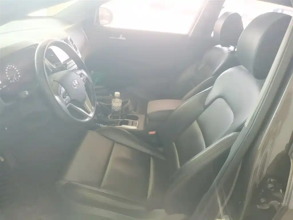Hyundai Tucson 2015 1.6T Dual Clutch 2WD Smart фото 15
