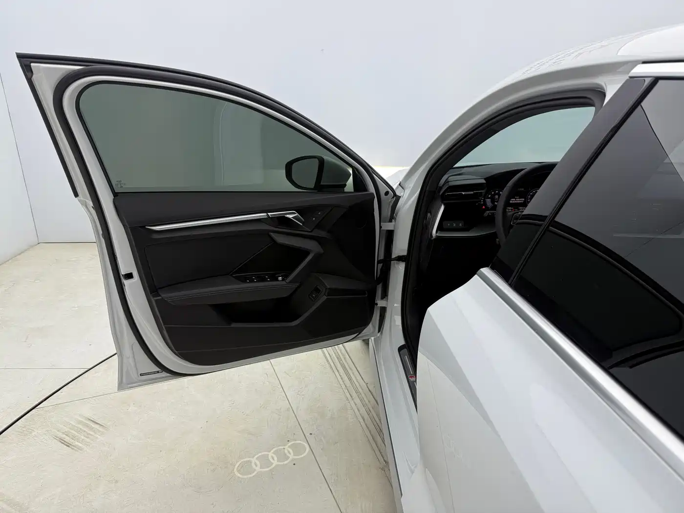 Audi A3 2023 A3L Limousine 35 TFSI Fashion Sport фото 21
