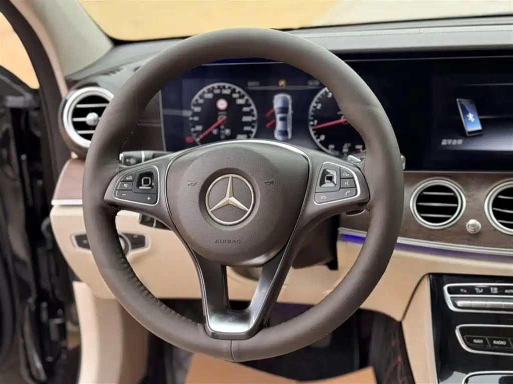 Mercedes-Benz E-Class 2016 E 200 L фото 8