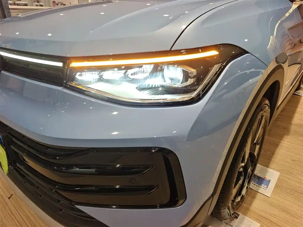 Volkswagen Tharu 2025 New Edge 300TSI Enjoyment Edition фото 14