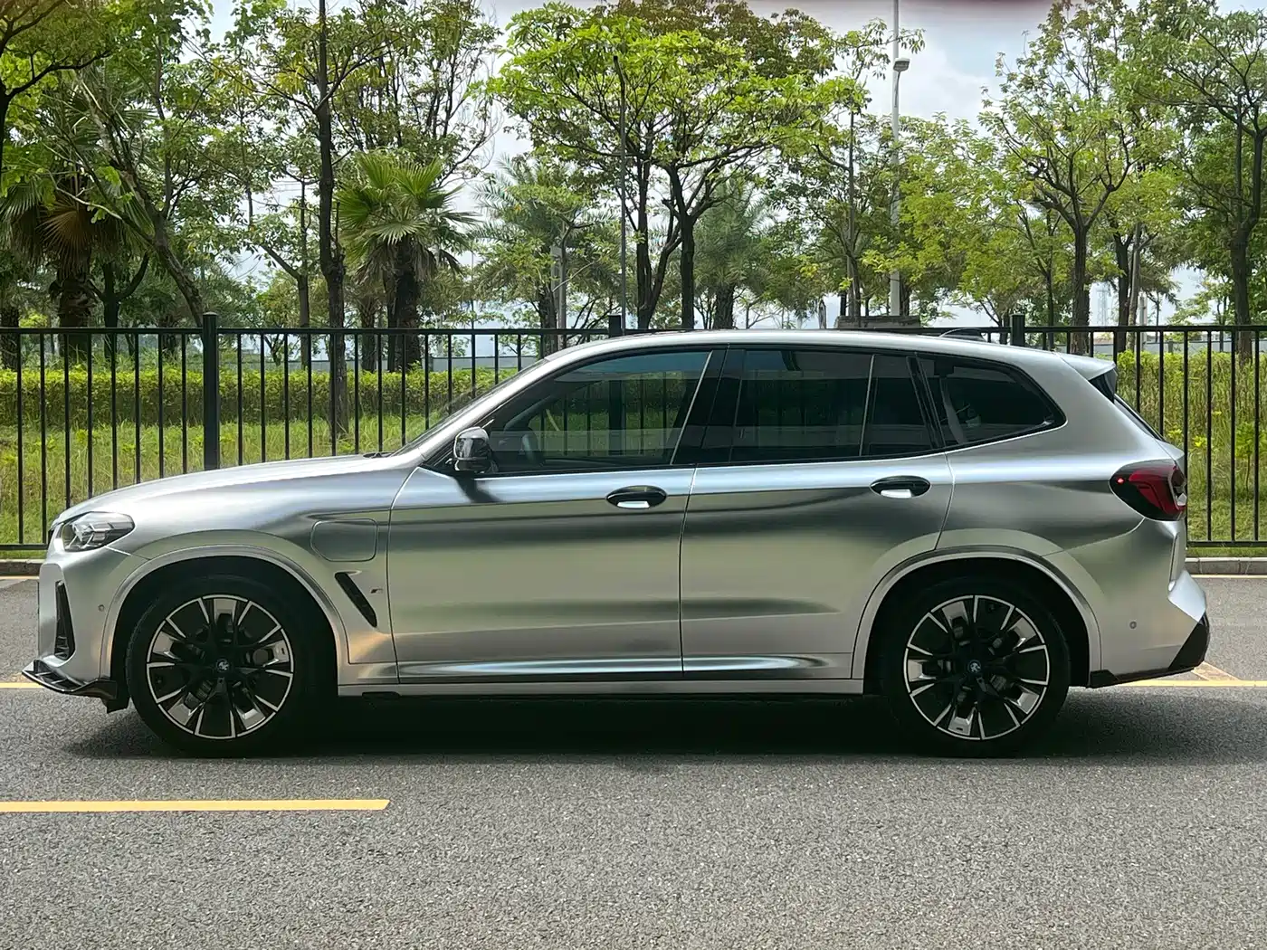 BMW iX3 2021 2022 Innovation Leader