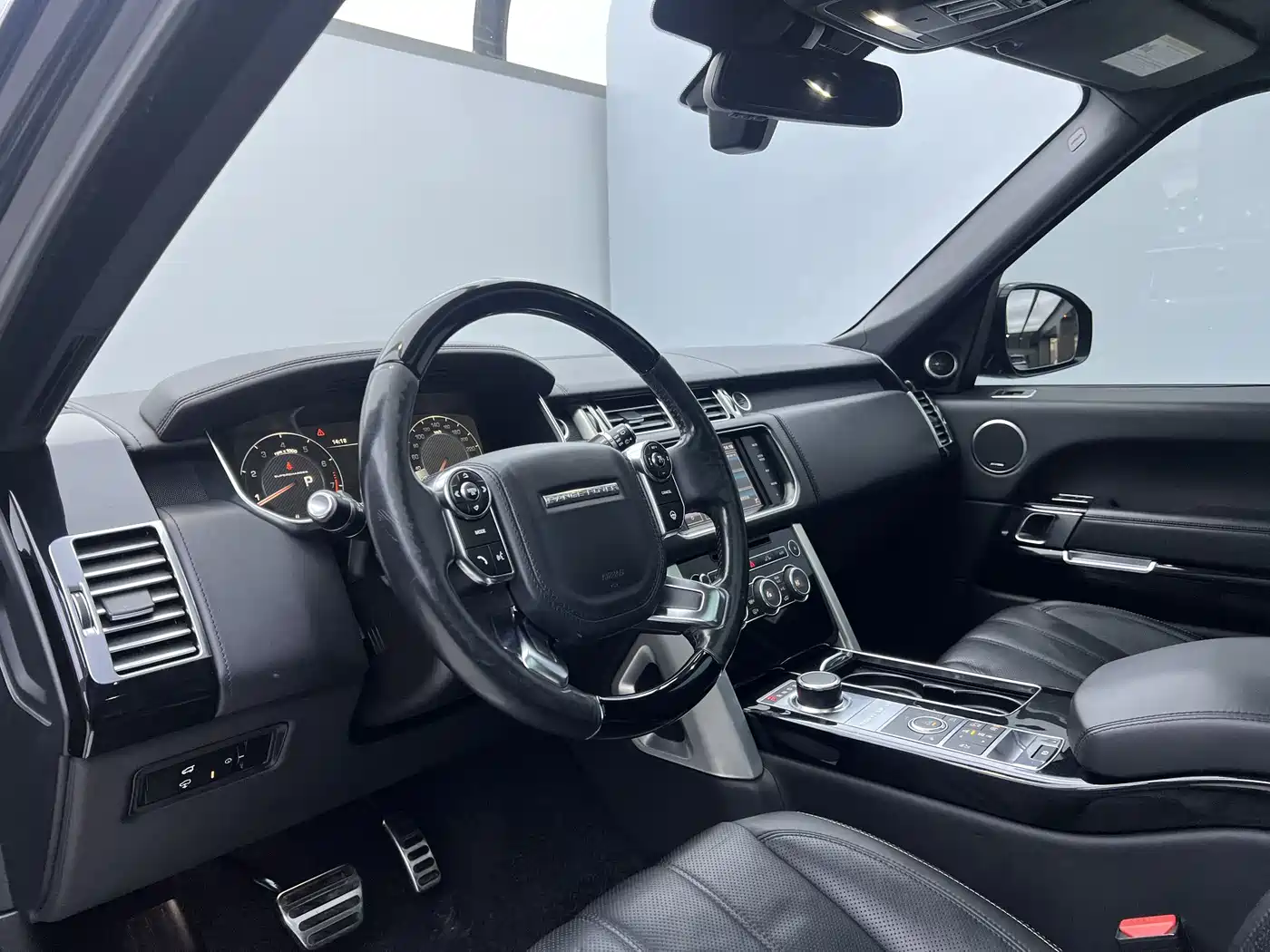 Land Rover Range Rover 2013 NA 5.0 V8 Vogue фото 6
