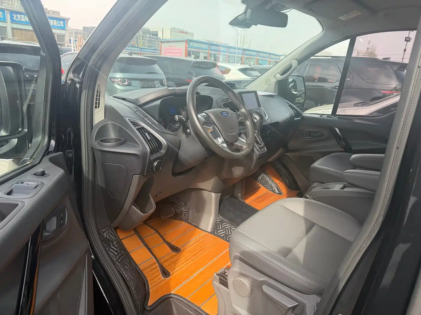 Ford Tourneo 2020 2020 2.0T Auto Elite Edition China VI