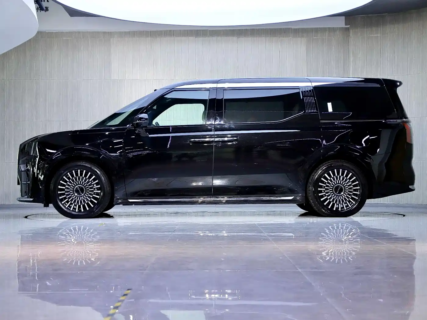 ZEEKR EXTREME KRYPTON 009