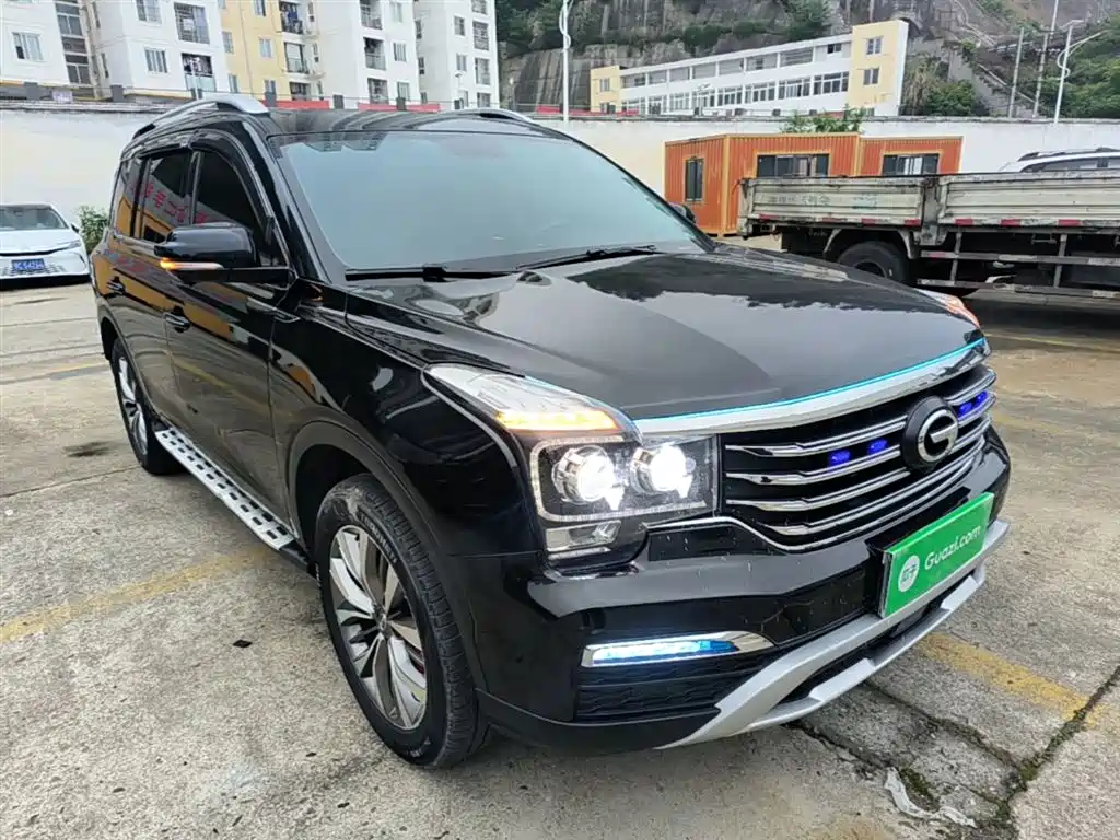 GAC Trumpchi Trumpchi GS8 2017 320T 2WD Luxury Smart Connect (7-seater) фото 4