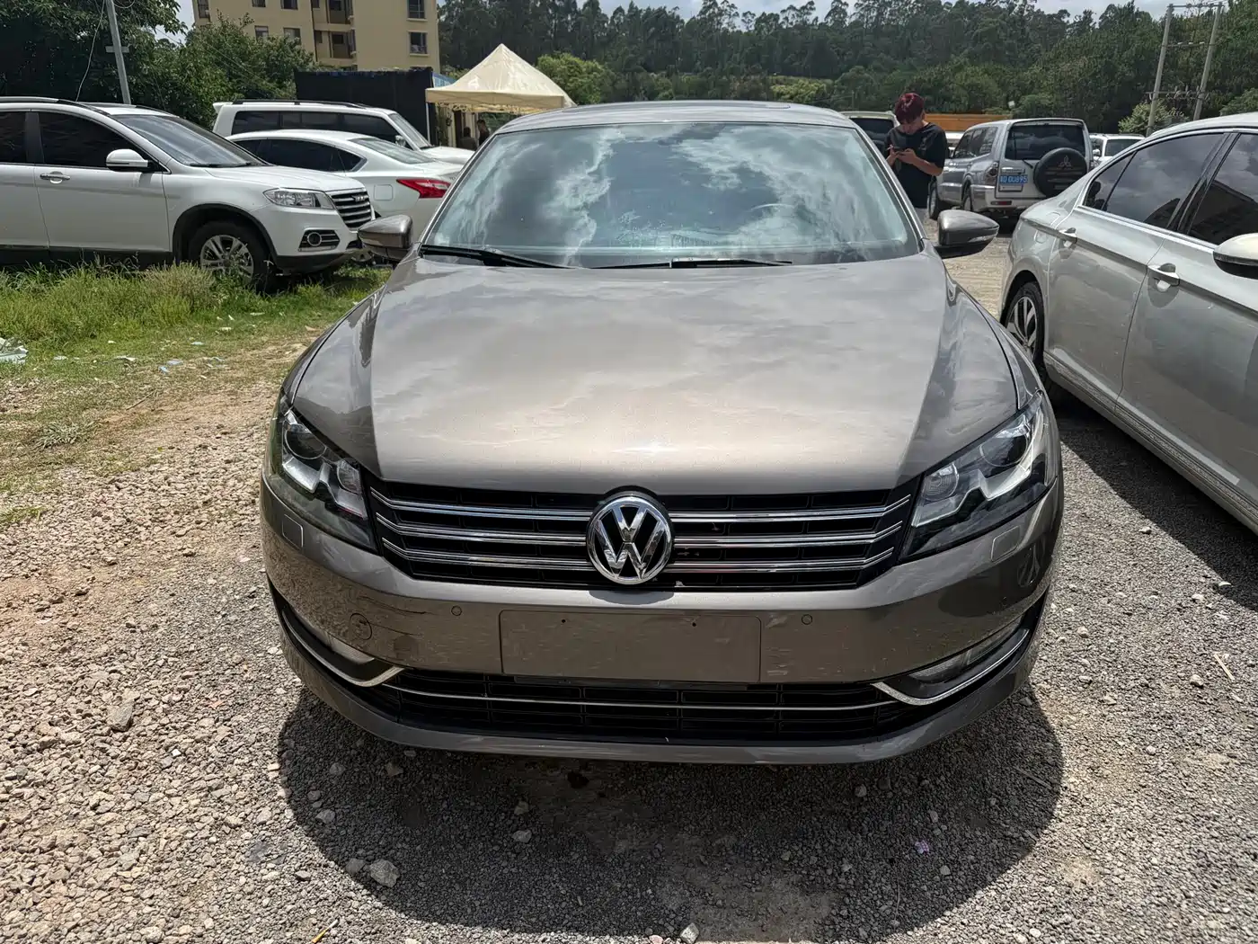 Volkswagen Passat 2011 1.8TSI DSG Honor Edition фото 2
