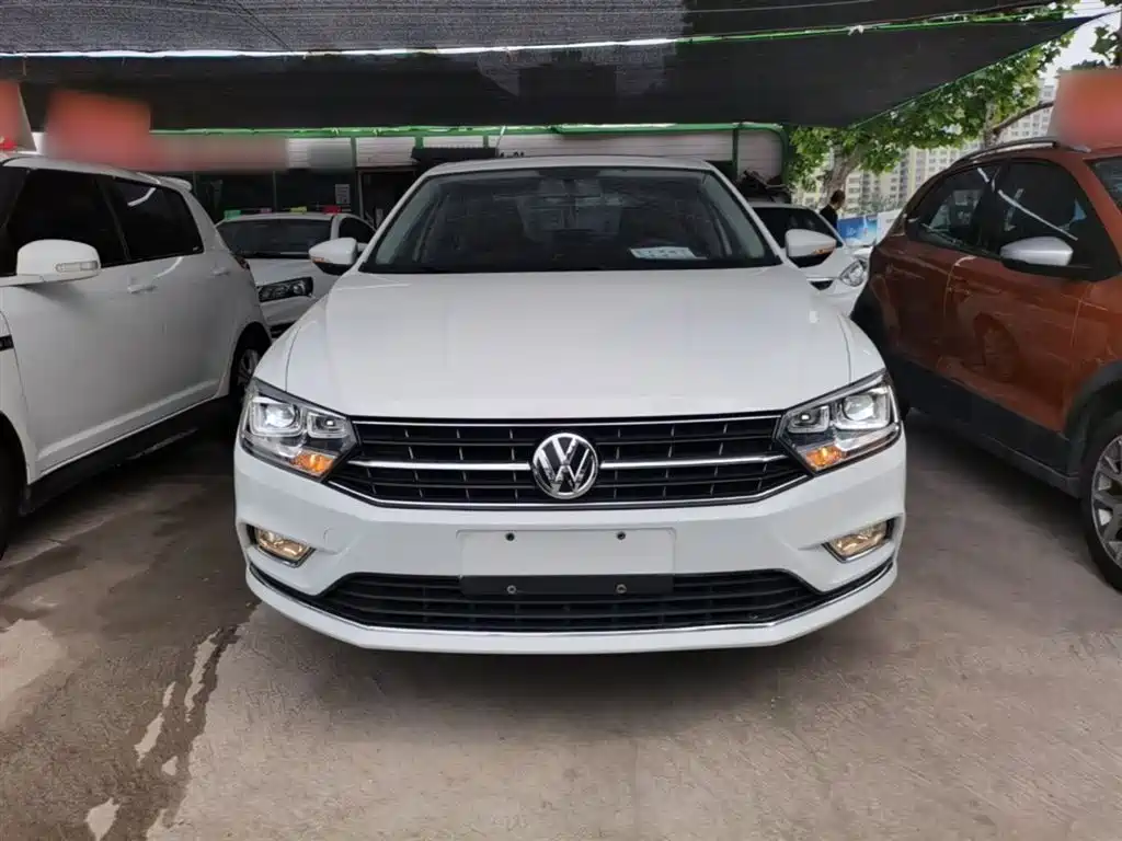 Volkswagen Bora 2018 1.5L Automatic Comfort фото 3