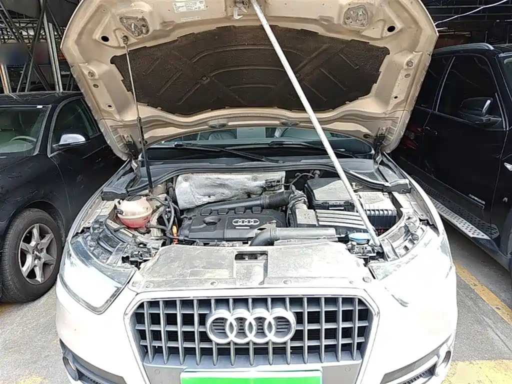 Audi Q3 2015 35 TFSI quattro Technology фото 20