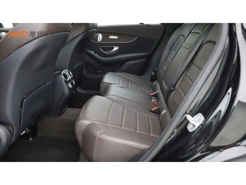 Mercedes-Benz GLC 2021 GLC 300 L 4MATIC Sporty фото 7