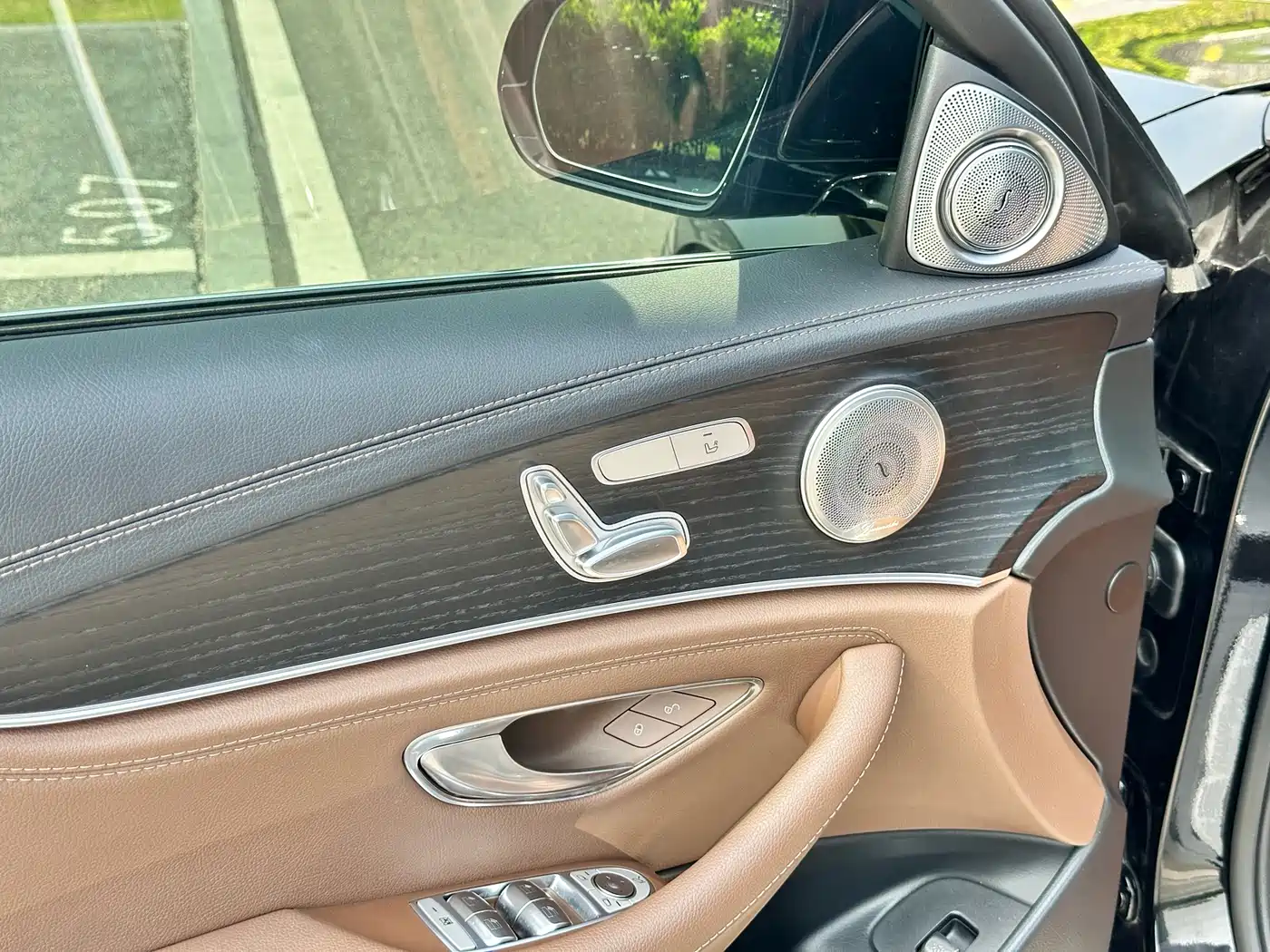 Mercedes-Benz E-Class 2022 E 260 L фото 8