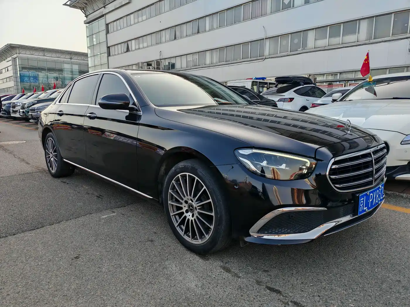 Mercedes-Benz E-Class 2023 E 260 L фото 7