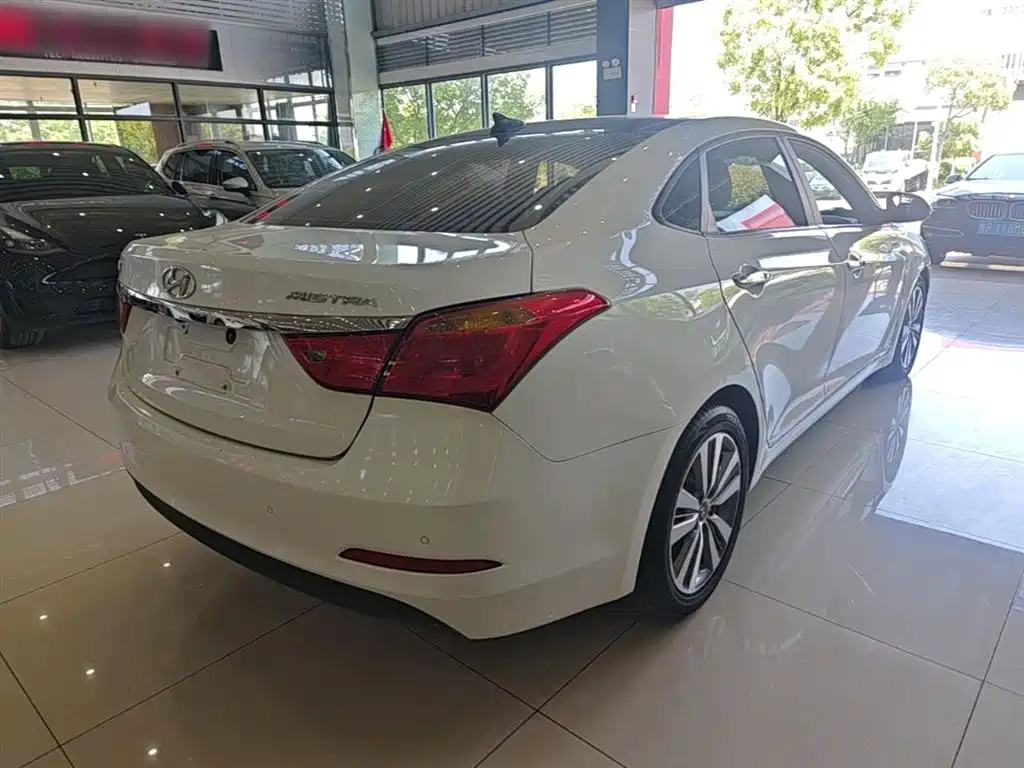 HYUNDAI NAME PICTURE