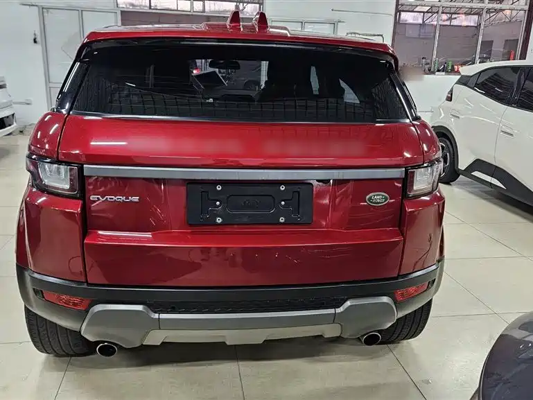 Land Rover Range Rover Evoque 2017 2.0T SE Smart Shine Edition фото 27