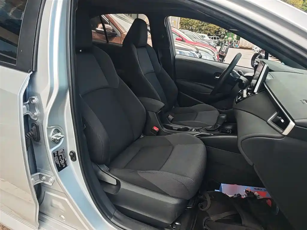 Toyota Levin 2021 185T CVT Luxury Edition фото 25