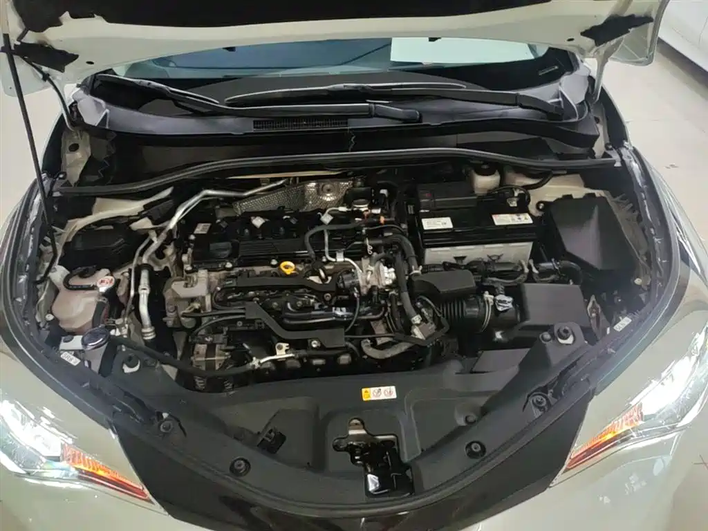 Toyota C-HR 2023 Model 2.0L Comfort Edition фото 20