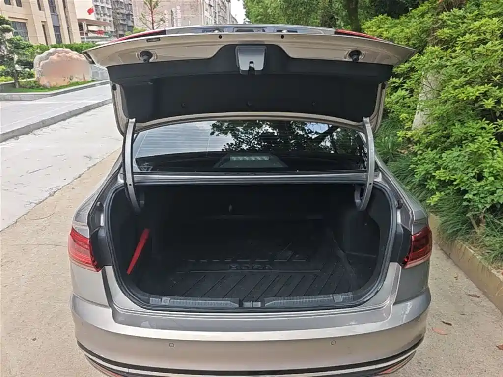 Volkswagen Bora 2023 200TSI DSG Smart Edition фото 19