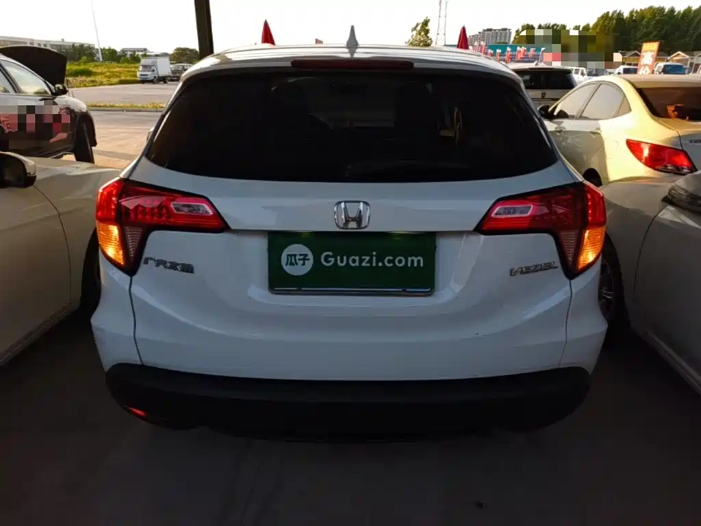Honda Vezel 2016 2015 1.5L CVT 2WD Comfort