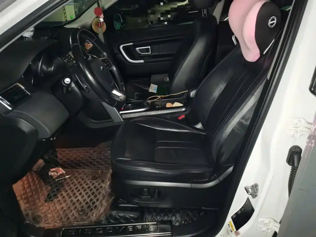 Land Rover Discovery Sport 2018 240PS SE Edition фото 8