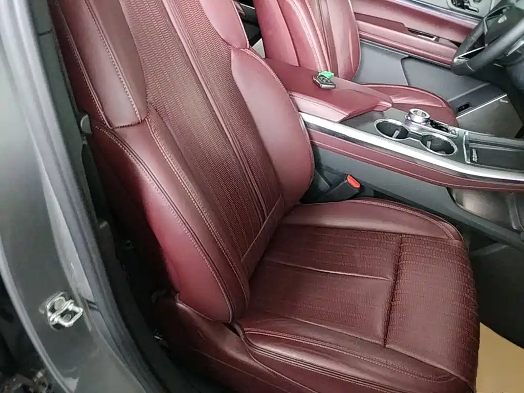 Cadillac XT5 2025 2025 Model 2.0T Platinum