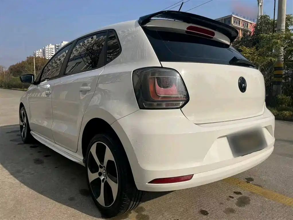 Volkswagen Polo 2018 1.5L Manual Safe Drive фото 12