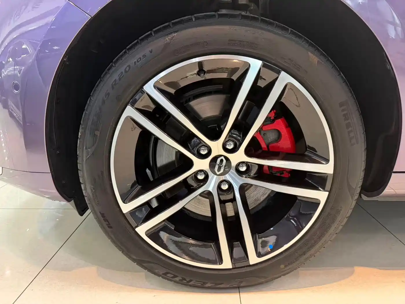 AITO Wenjie AITO M5 2025 Extended Range Ultra AWD фото 13
