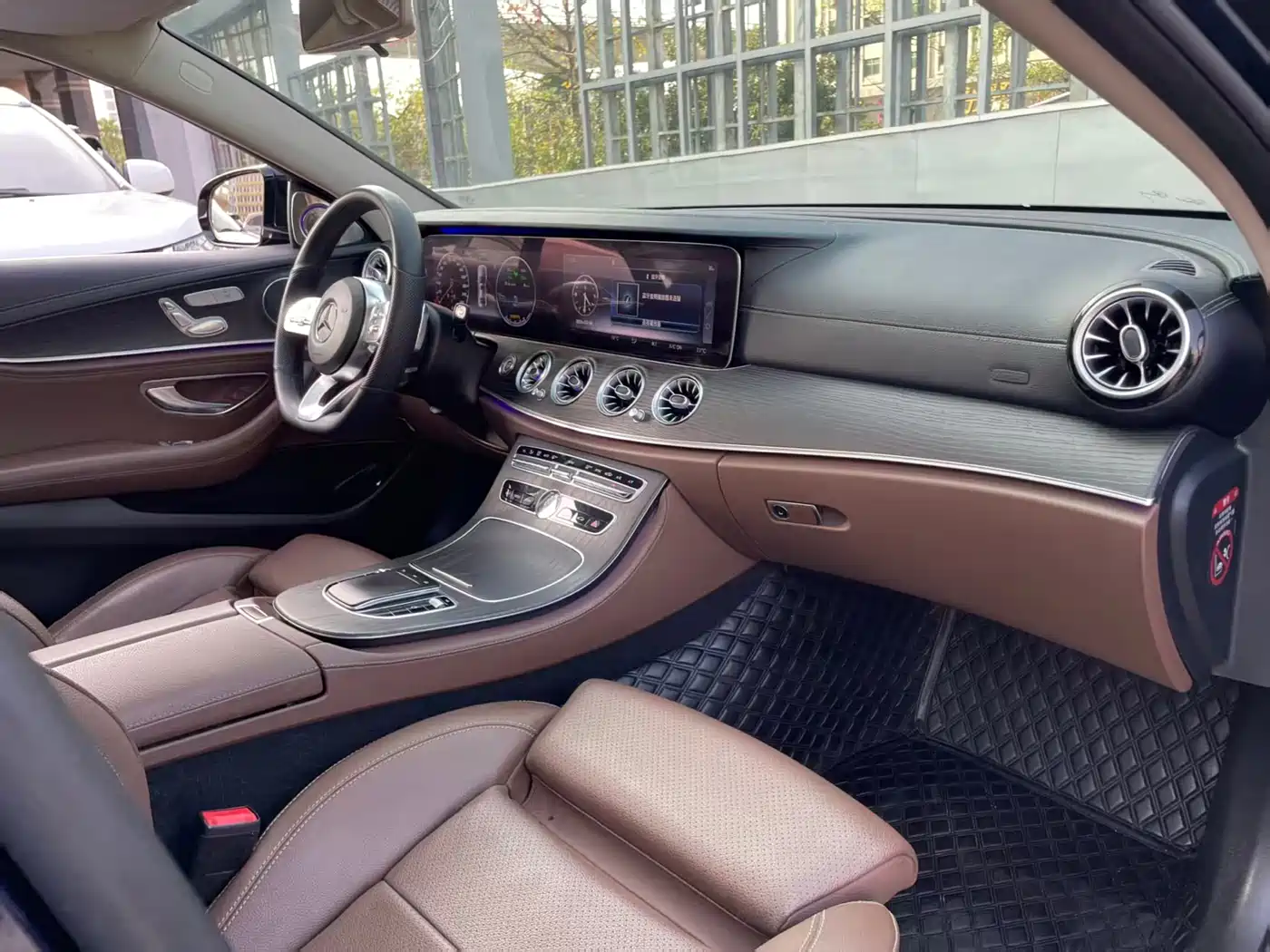 Mercedes-Benz E-Class 2020 Facelift E 260 L Sport фото 24
